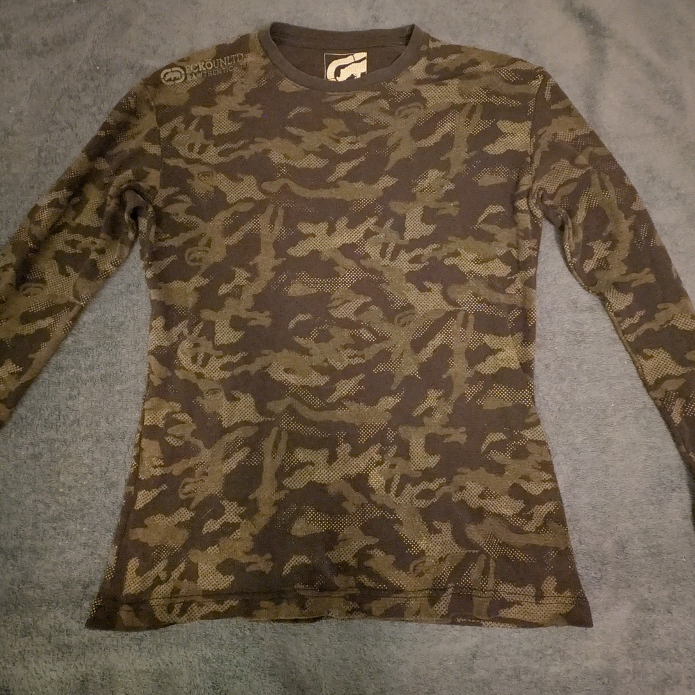 Ecko Unlimited Black and Gray T-Shirt